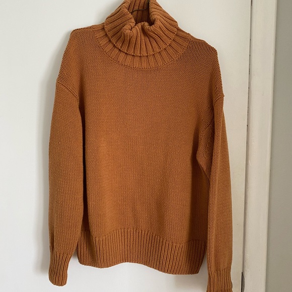 RHYTHM TURTLENECK - Picture 1 of 2